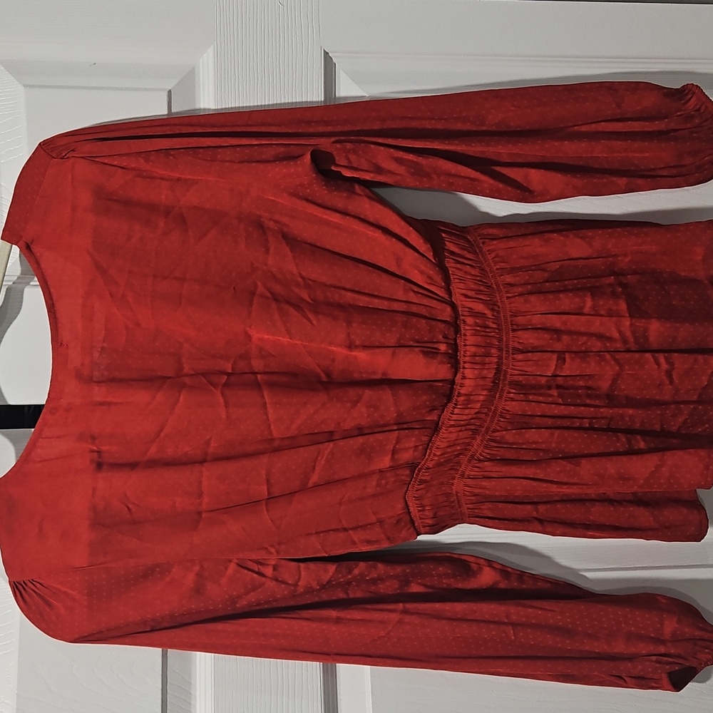 Red Knot Front Blouse - Picture 7 of 8